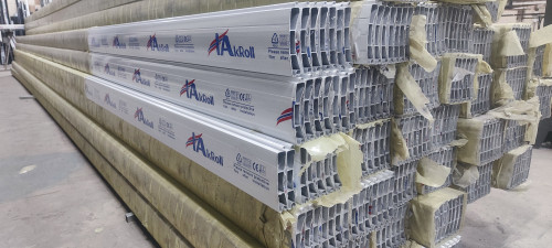 تیغه ۱۰ سانتیمتر تک رول وزن هر متر مربع ۶ کیلوگرم